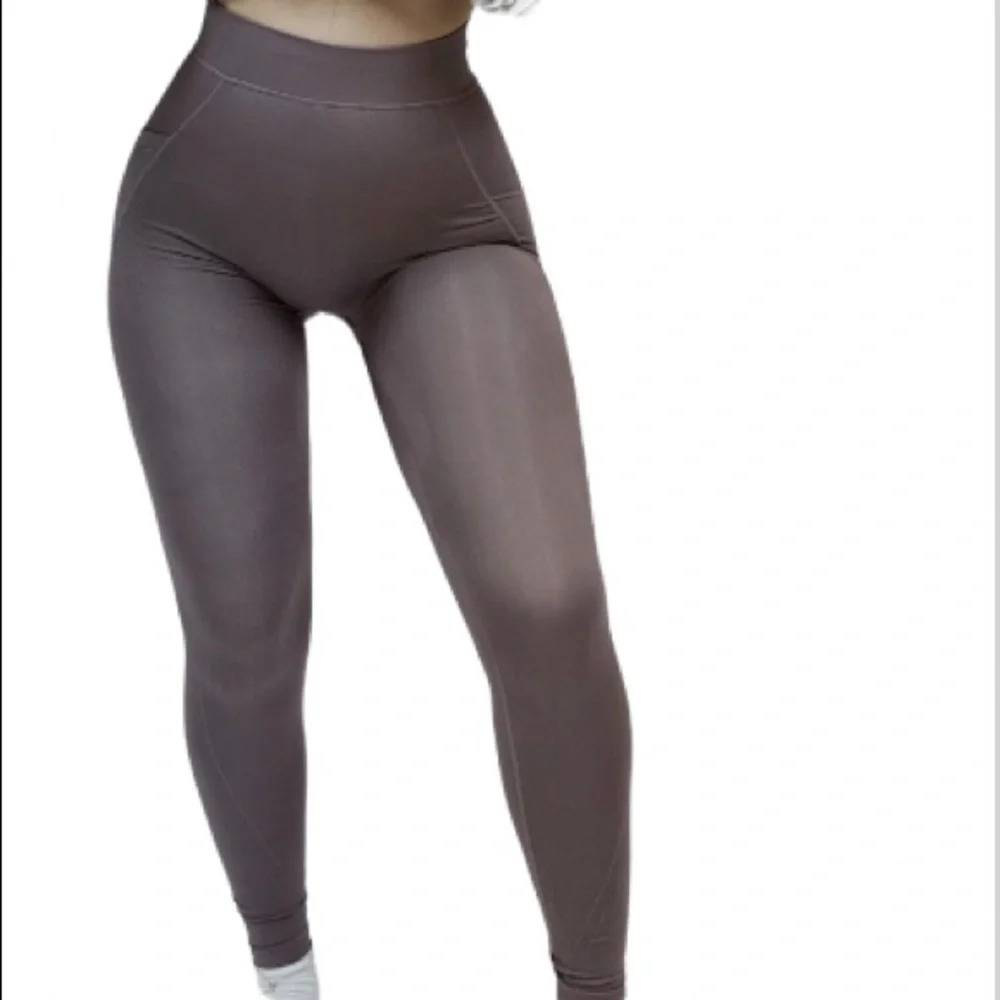 Naturyl NBK Seamless Pocket Leggings